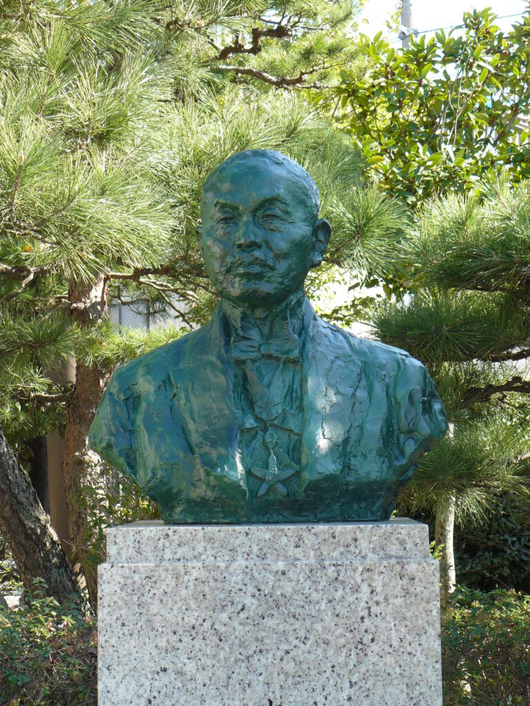 銅像の修理、修復(メンテナンス)の専門店