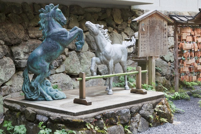 銅像/神馬銅像製作所 (有)田畑功彫刻研究所【日展審査員作】