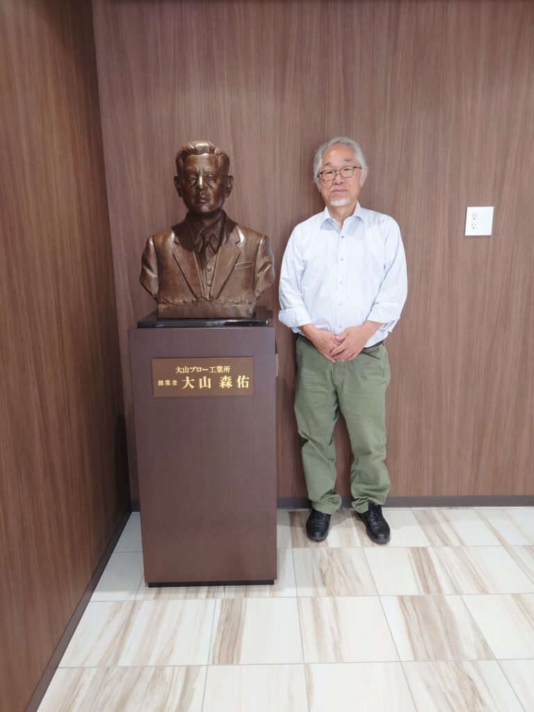 胸像制作／アイリスオーヤマ㈱／大山ブロー工業所　創業者大山森佑氏（大山健太郎会長の父）の胸像を生誕の地へ【大阪府東大阪市】