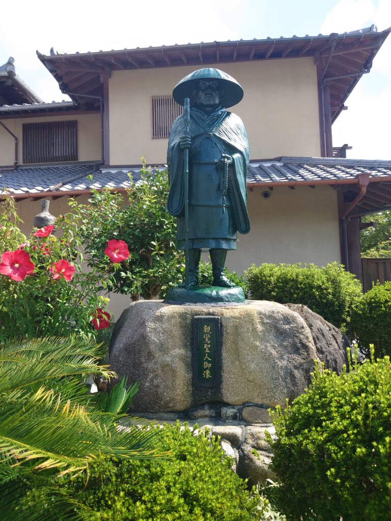 銅像／親鸞聖人銅像の修理、修復（メンテナンス）【福岡県】